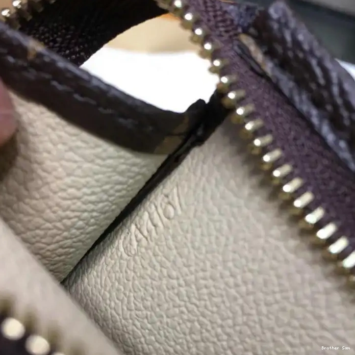 Brother Sam LV 19T1L0234 Bags 0325